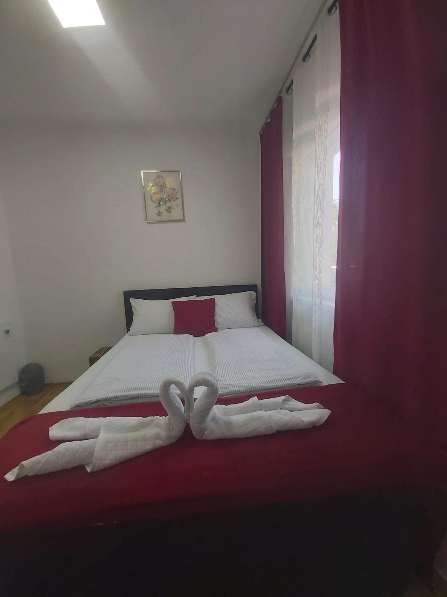 Panda Rooms Maribor Exterior photo
